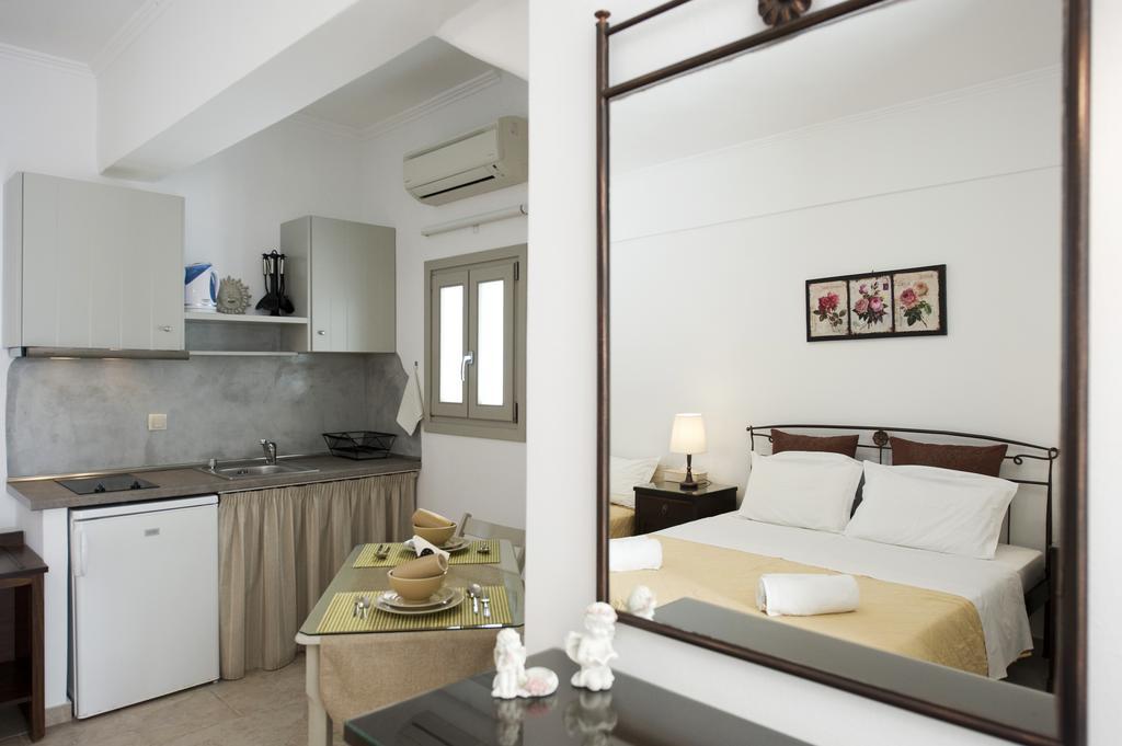 Ostria Studios Adamantas  Luaran gambar