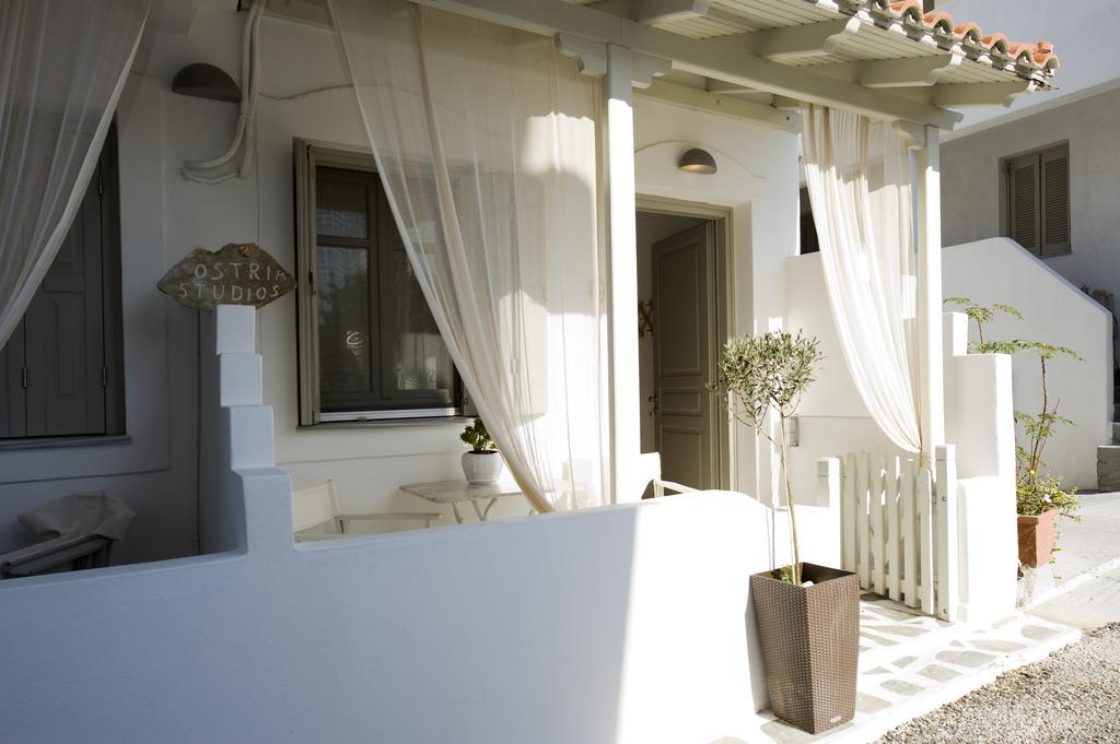 Ostria Studios Adamantas  Luaran gambar