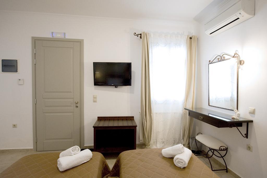 Ostria Studios Adamantas  Luaran gambar
