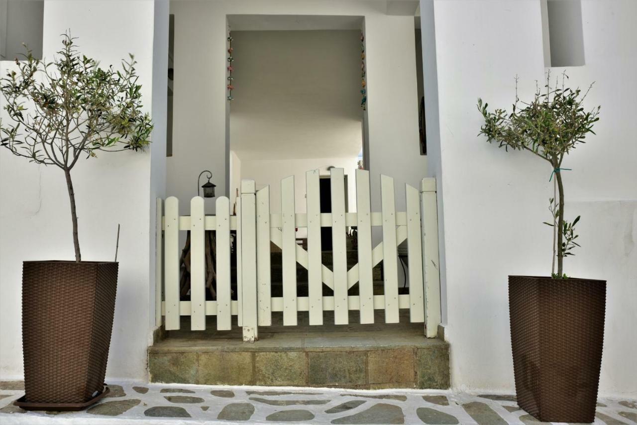 Ostria Studios Adamantas  Luaran gambar