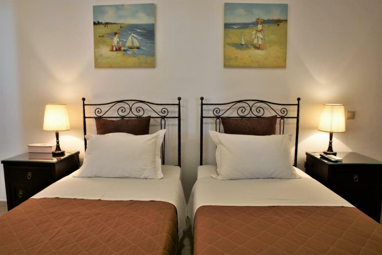 Ostria Studios Adamantas  Luaran gambar